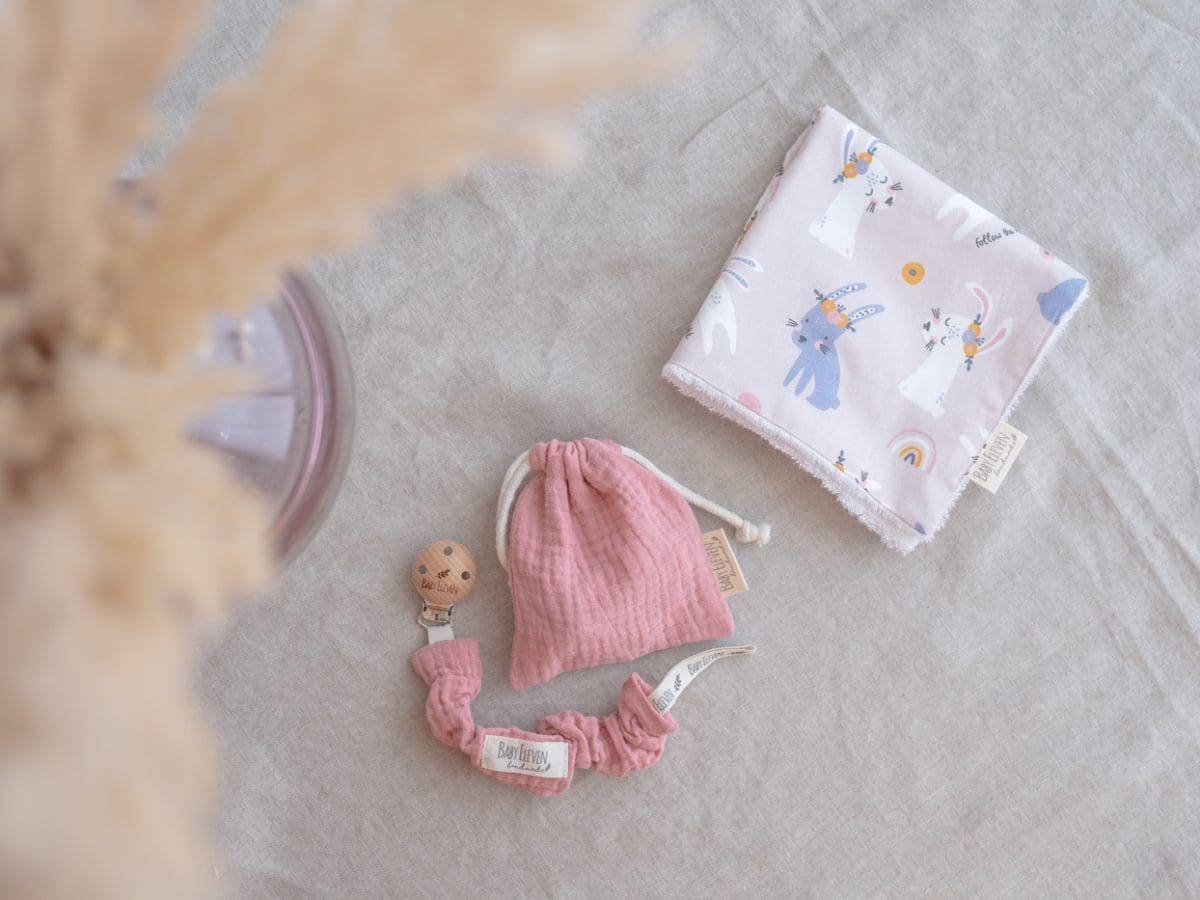 pack-regalo-recien-nacido-canastilla-bebe-clover