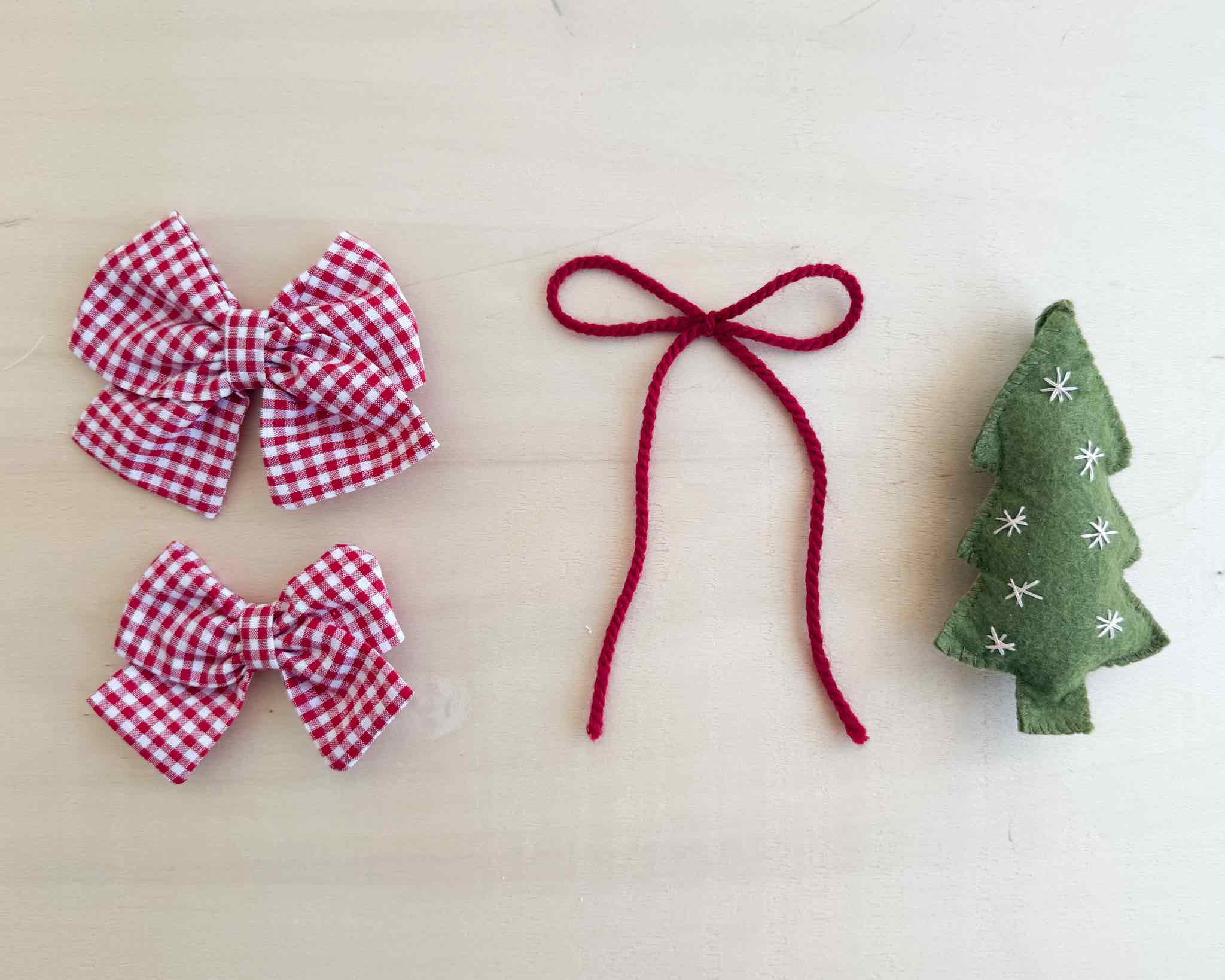 Lazo Pinza Pelo Vichy Rojo