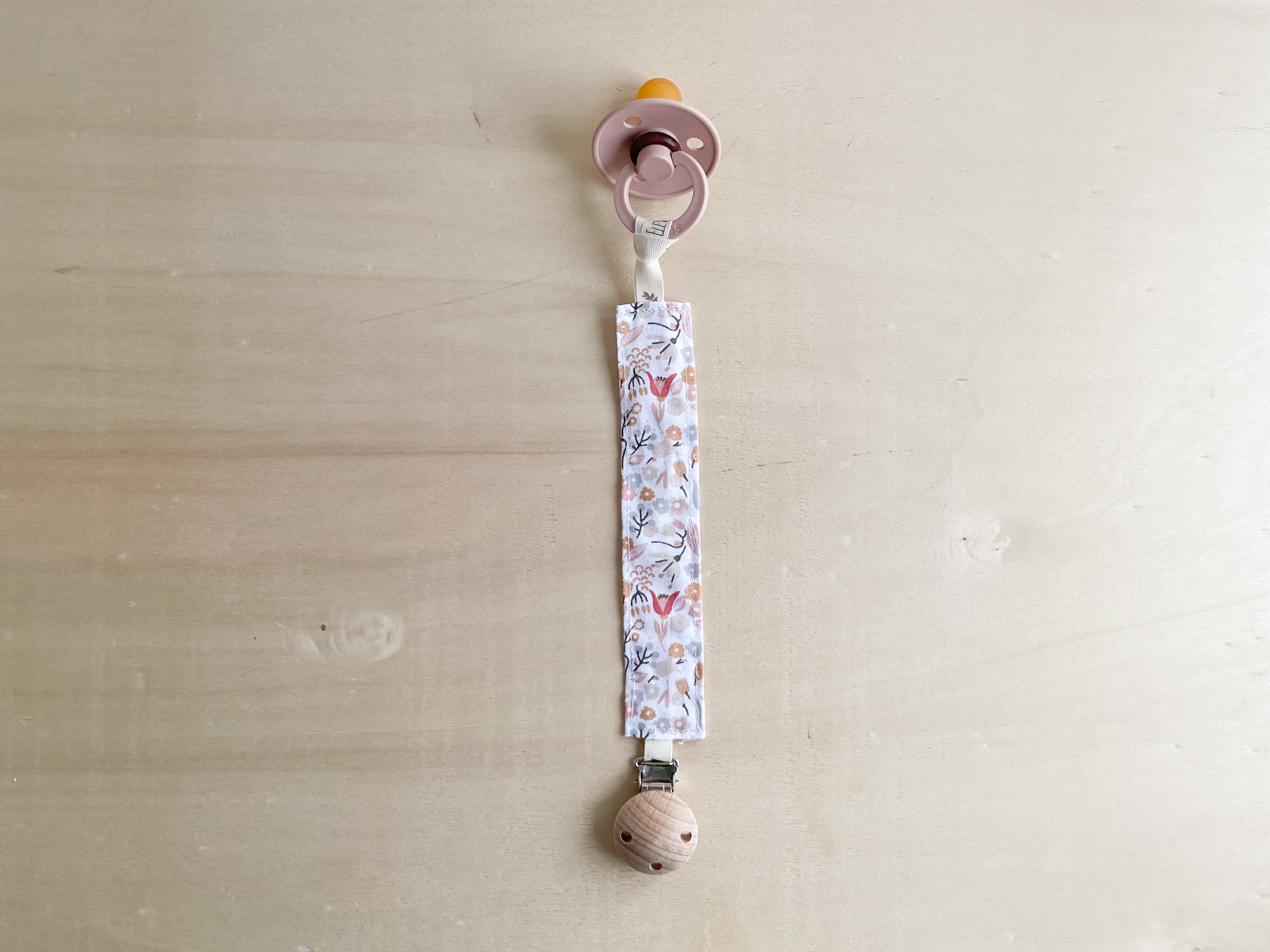 Chupetero de Tela Berea