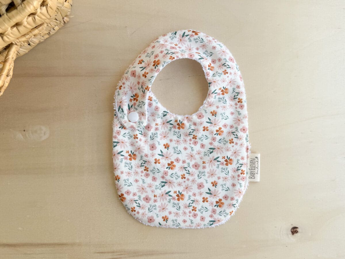 babero-flores-marilia